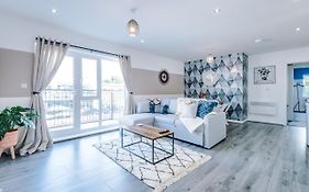 Stunning 2 Bed Apt By Greenstay Serviced Accommodation - Located In Formby Village - Perfect For Short & Long Stays - Couples, Friends & Families & Business Travellers All Welcome - Dog Friendly - 7
